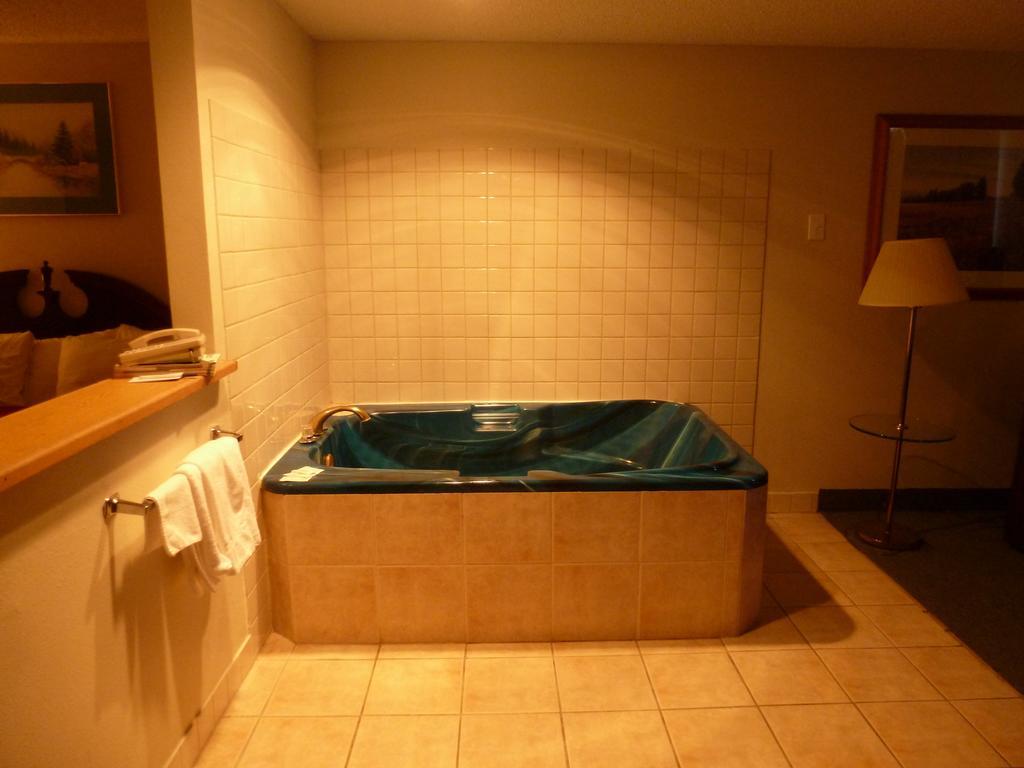 Sunshine Motel II Fife Room photo